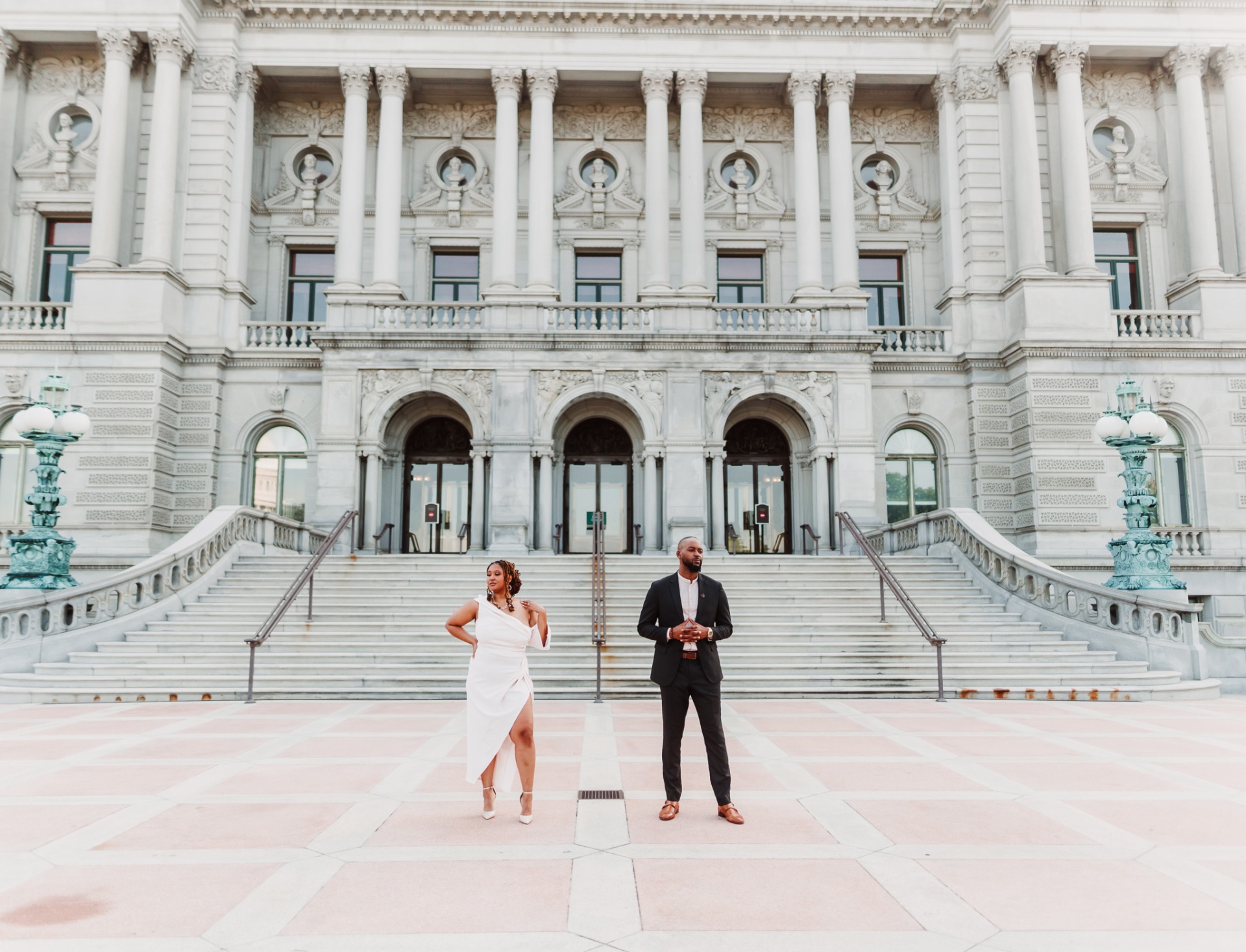 Couple at Library of Congress steps editorial